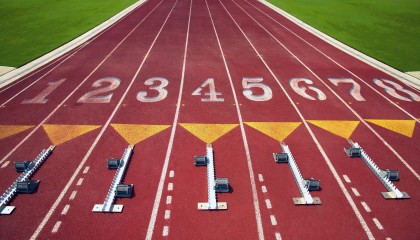 开云电竞登录入口-极限沙漠越野大赛，烈日沙尘中的速度激情，沙漠越野比赛视频